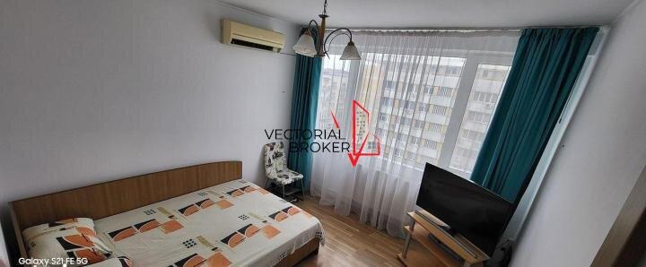 Piata Iancului 3 camere semidecomandat